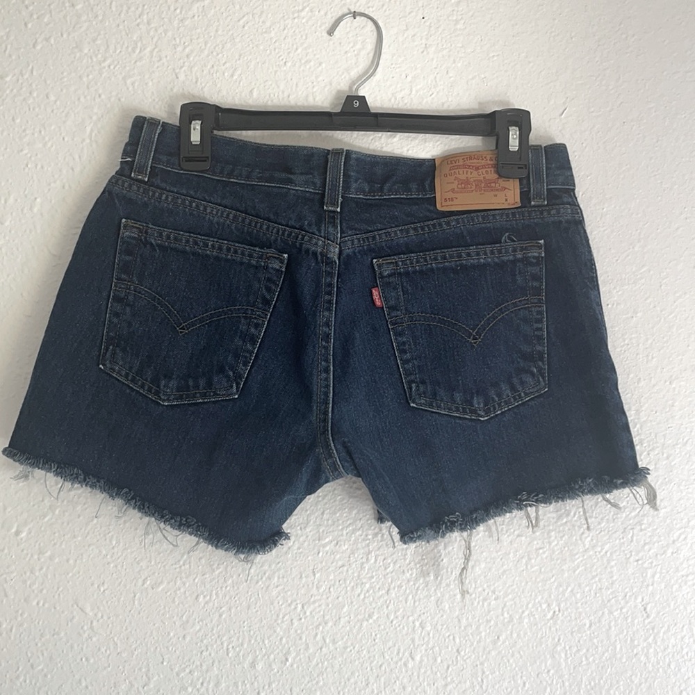 Low Rise Levi shorts